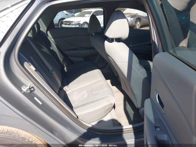 2024 HYUNDAI ELANTRA SEL 8