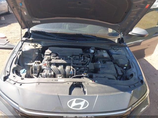2024 HYUNDAI ELANTRA SEL 10