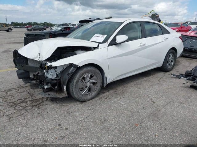 2025 HYUNDAI ELANTRA SE 2