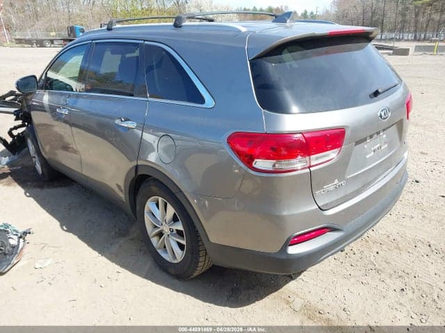 2018 KIA SORENTO 2.4L LX 3