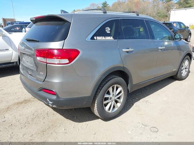 2018 KIA SORENTO 2.4L LX 4