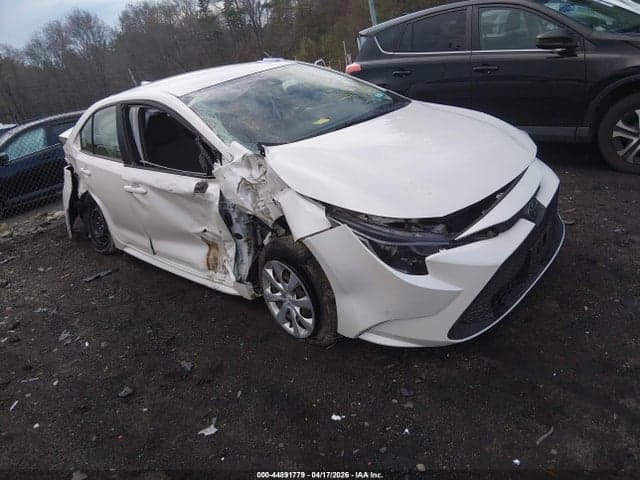 2020 TOYOTA COROLLA LE - 1