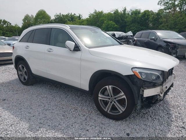 2018 MERCEDES-BENZ GLC 300 - 1