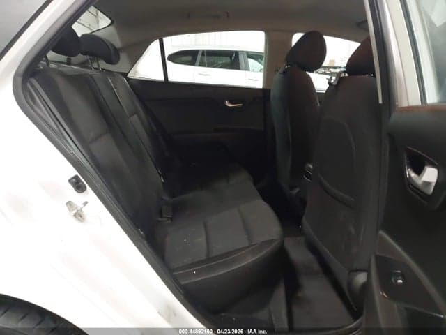 2019 KIA RIO S 8