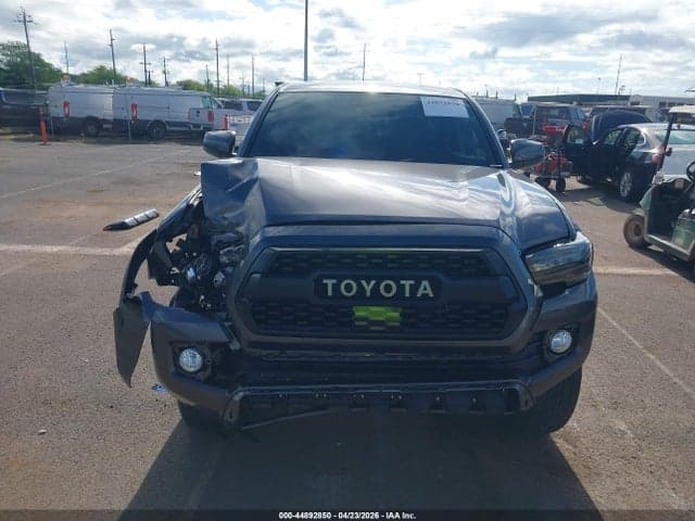 2018 TOYOTA TACOMA SR5 13