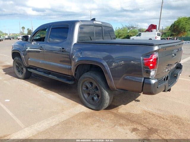 2018 TOYOTA TACOMA SR5 3