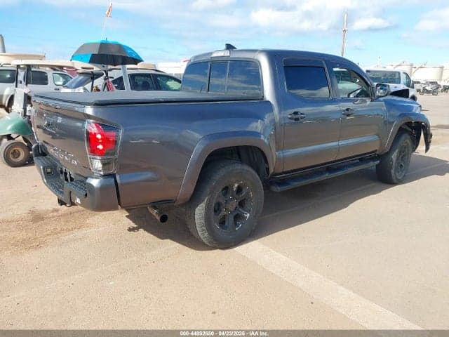 2018 TOYOTA TACOMA SR5 4