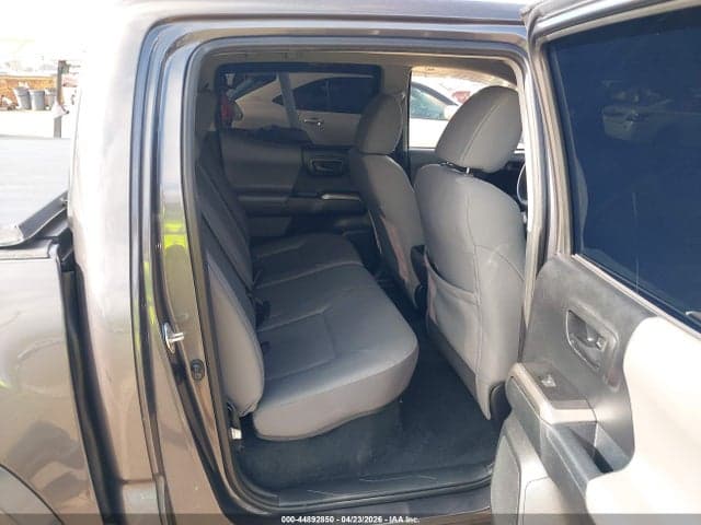 2018 TOYOTA TACOMA SR5 8