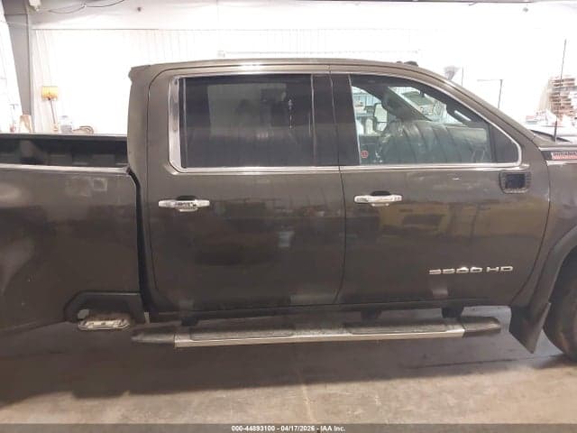 2022 GMC SIERRA 3500HD SLT 13