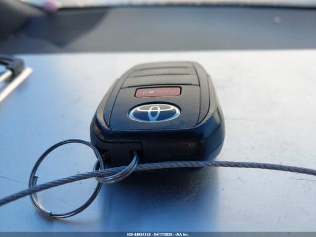 2025 TOYOTA COROLLA XSE 11