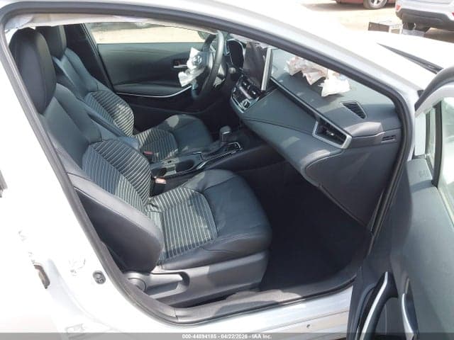 2025 TOYOTA COROLLA XSE 5