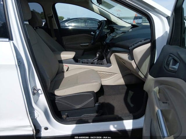 2017 FORD ESCAPE SE 5