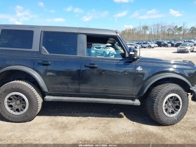 2024 FORD BRONCO OUTER BANKS 12