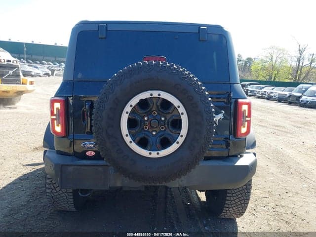 2024 FORD BRONCO OUTER BANKS 15