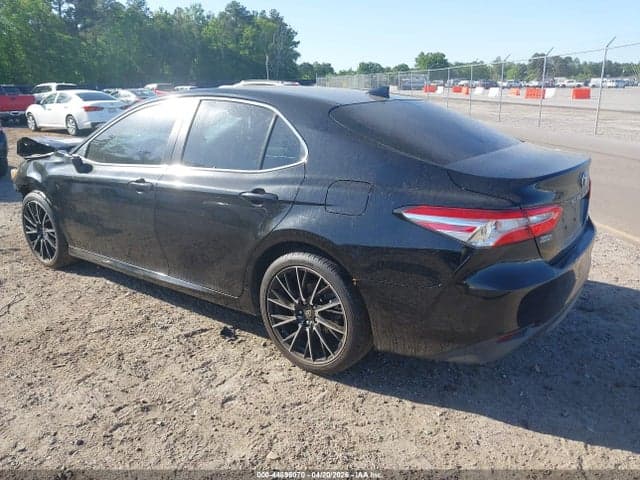 2019 TOYOTA CAMRY LE 3