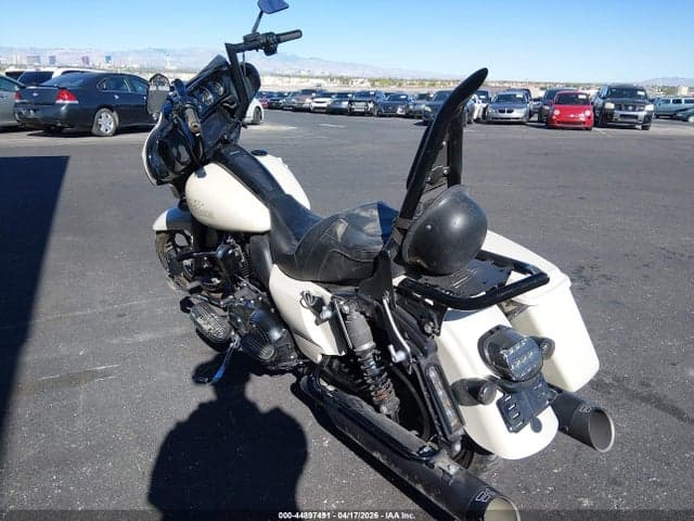 2023 HARLEY-DAVIDSON FLHXST 3