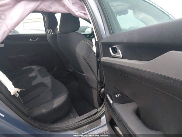 2021 KIA K5 LX 8