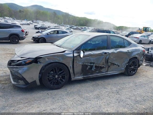 2025 TOYOTA CAMRY SE 6