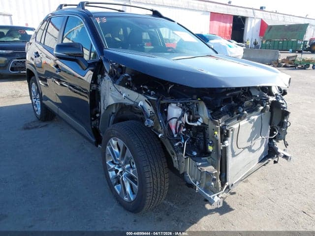 2025 TOYOTA RAV4 XLE PREMIUM 6