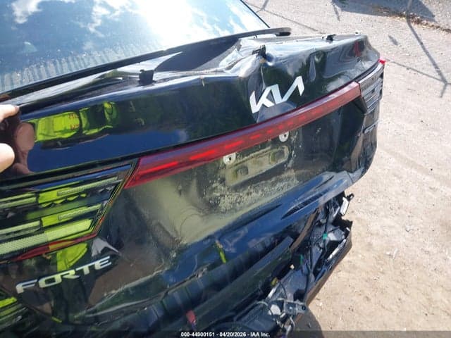 2022 KIA FORTE GT 19