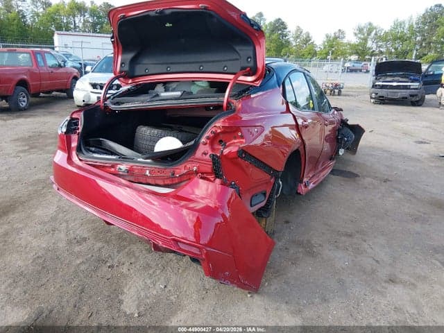 2025 TOYOTA CAMRY XSE 4