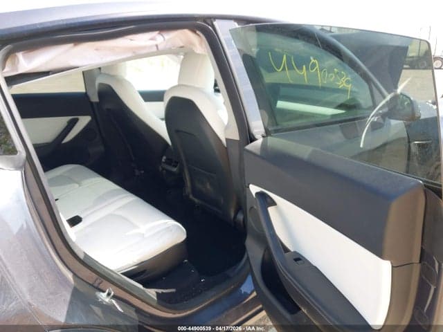 2021 TESLA MODEL Y LONG RANGE DUAL MOTOR ALL-WHEEL DRIVE 8