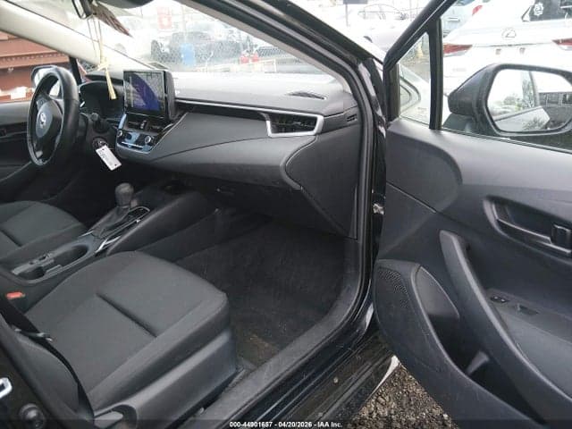 2023 TOYOTA COROLLA LE 5