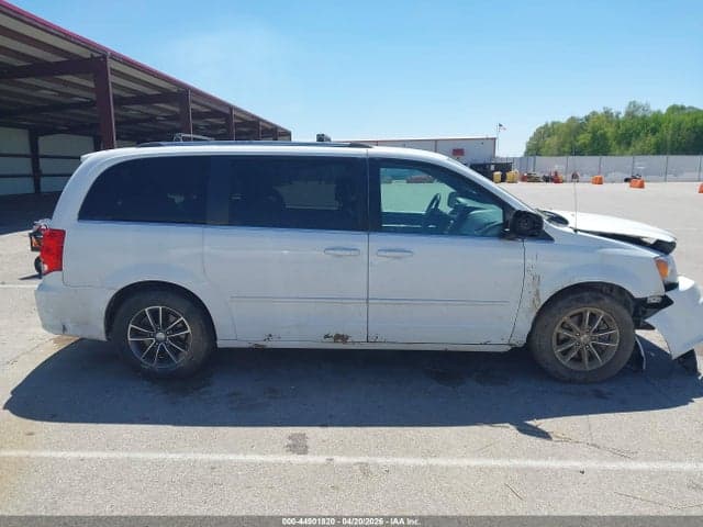 2017 DODGE GRAND CARAVAN SXT 13