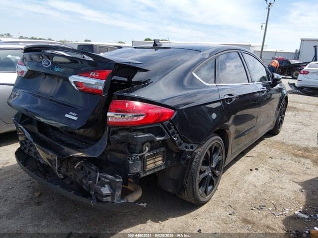 2020 FORD FUSION SE 4