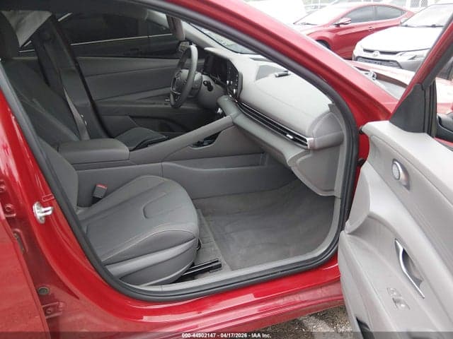2022 HYUNDAI ELANTRA SEL 5