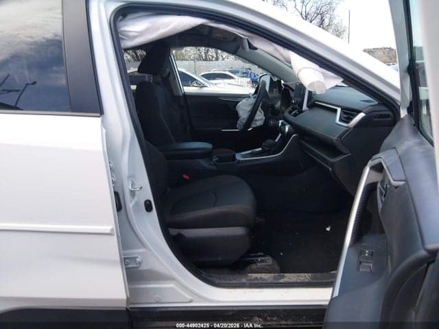 2023 TOYOTA RAV4 HYBRID LE 5