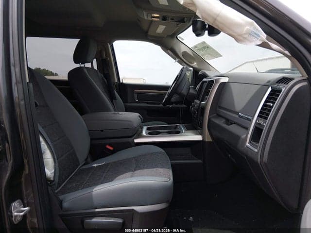 2019 RAM 1500 CLASSIC BIG HORN 4X2 5'7 BOX 5