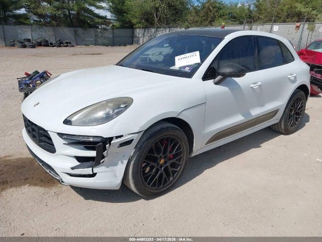 2017 PORSCHE MACAN GTS 2