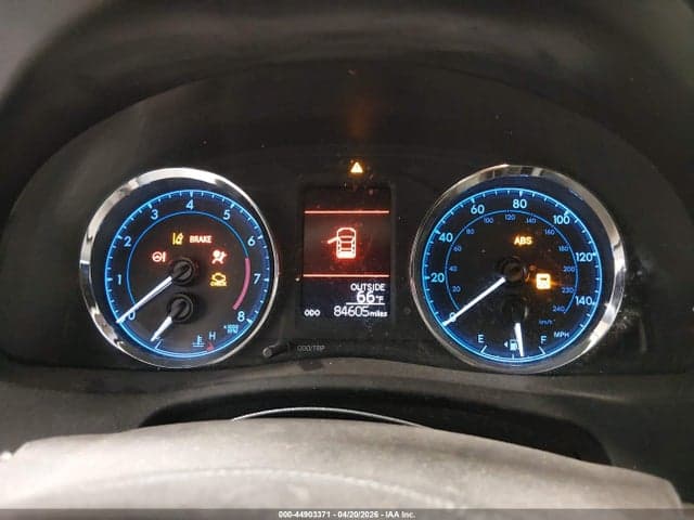 2018 TOYOTA COROLLA LE 7