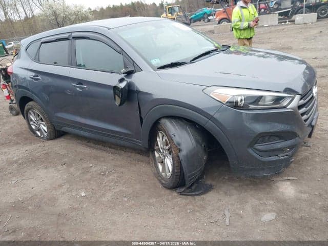 2018 HYUNDAI TUCSON SE 1
