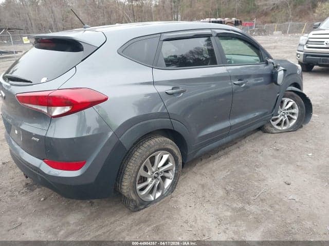 2018 HYUNDAI TUCSON SE 4