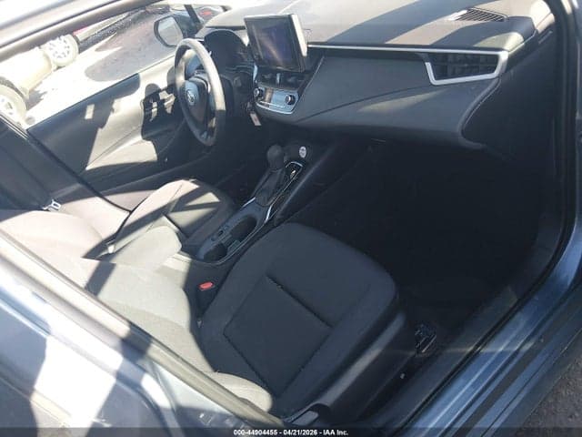 2025 TOYOTA COROLLA LE 5