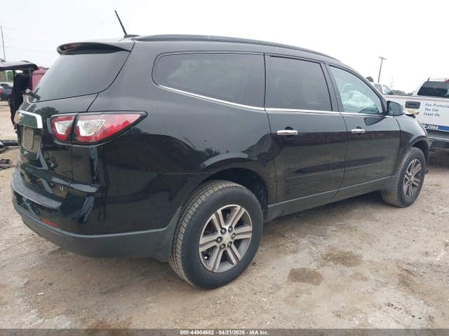 2017 CHEVROLET TRAVERSE 2LT 4