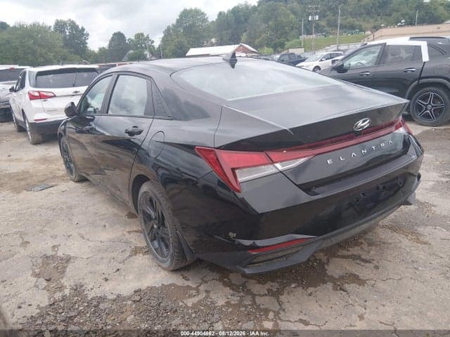 2023 HYUNDAI ELANTRA SEL 3