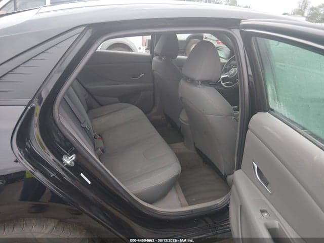 2023 HYUNDAI ELANTRA SEL 8