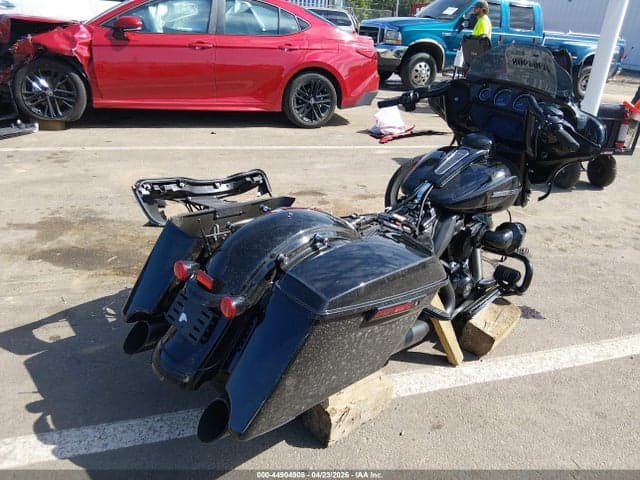 2020 HARLEY-DAVIDSON FLHXS 4