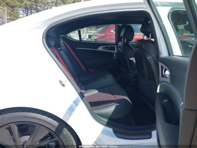 2023 GENESIS G70 2.0T 8