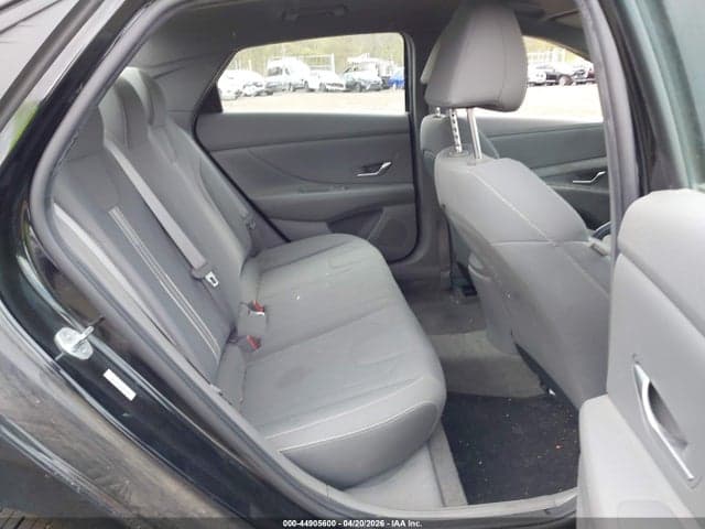 2021 HYUNDAI ELANTRA SEL 8