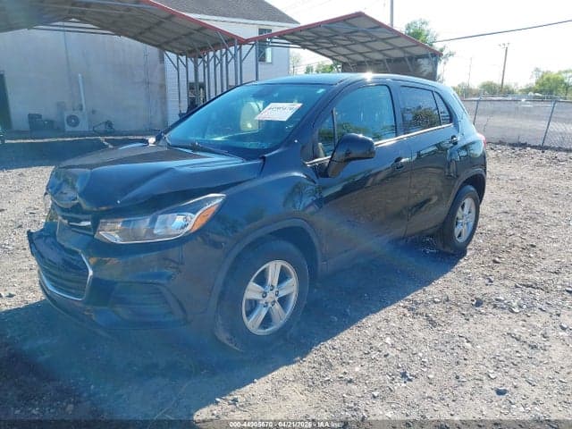 2020 CHEVROLET TRAX FWD LS 2