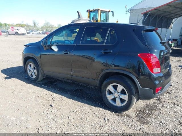 2020 CHEVROLET TRAX FWD LS 3