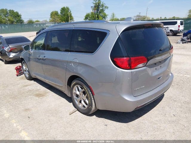 2018 CHRYSLER PACIFICA LIMITED 3