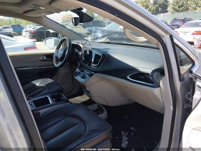 2018 CHRYSLER PACIFICA LIMITED 5