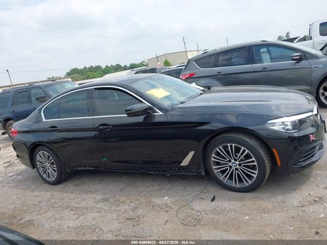 2020 BMW 530I 13