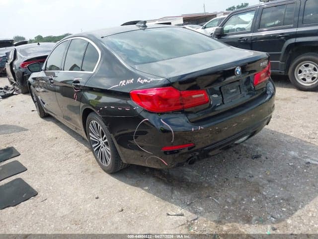 2020 BMW 530I 3