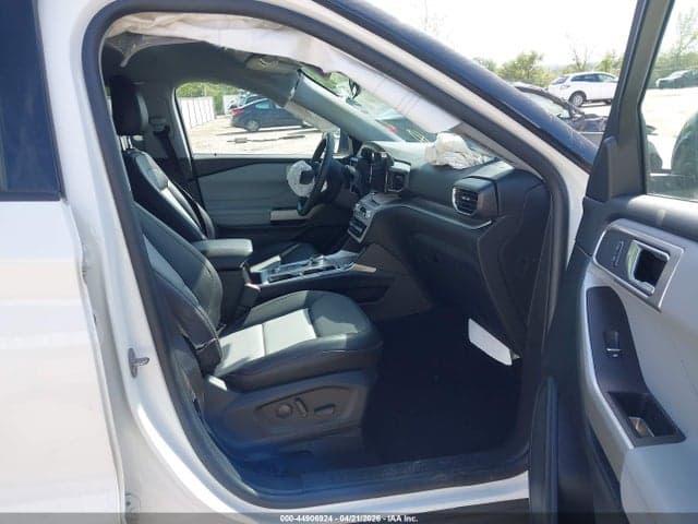 2023 FORD EXPLORER XLT 5